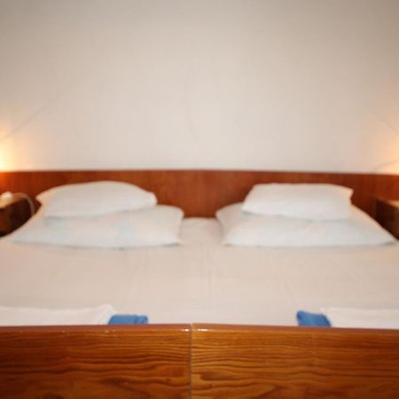 Vintage Rooms & Apartments โปเรช ภายนอก รูปภาพ